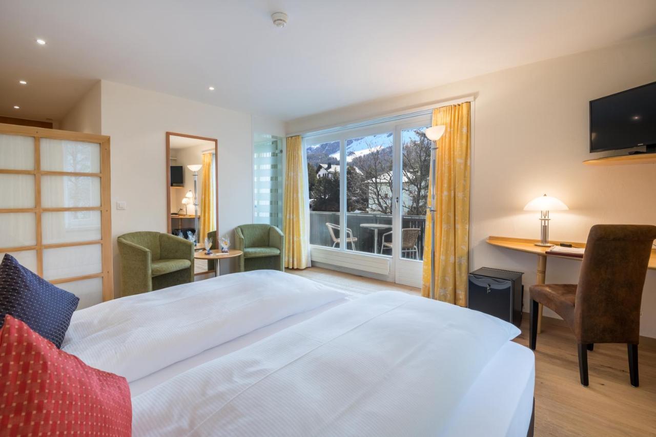 Schweizerhaus Swiss Quality Hotel Maloja Esterno foto