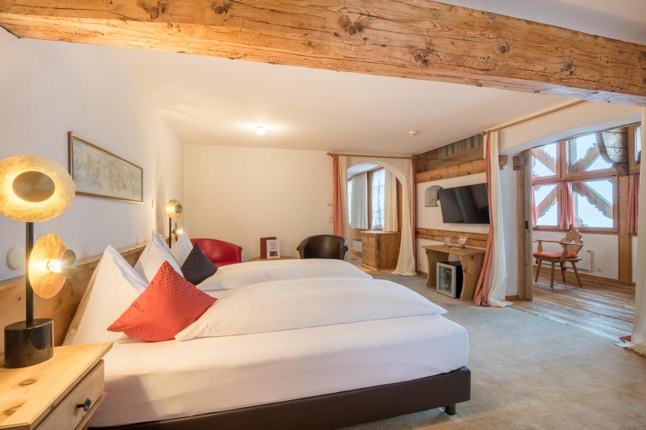Schweizerhaus Swiss Quality Hotel Maloja Esterno foto