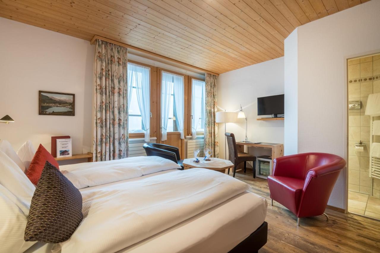 Schweizerhaus Swiss Quality Hotel Maloja Esterno foto