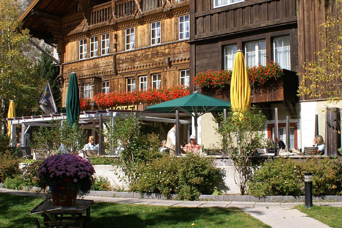 Schweizerhaus Swiss Quality Hotel Maloja Esterno foto
